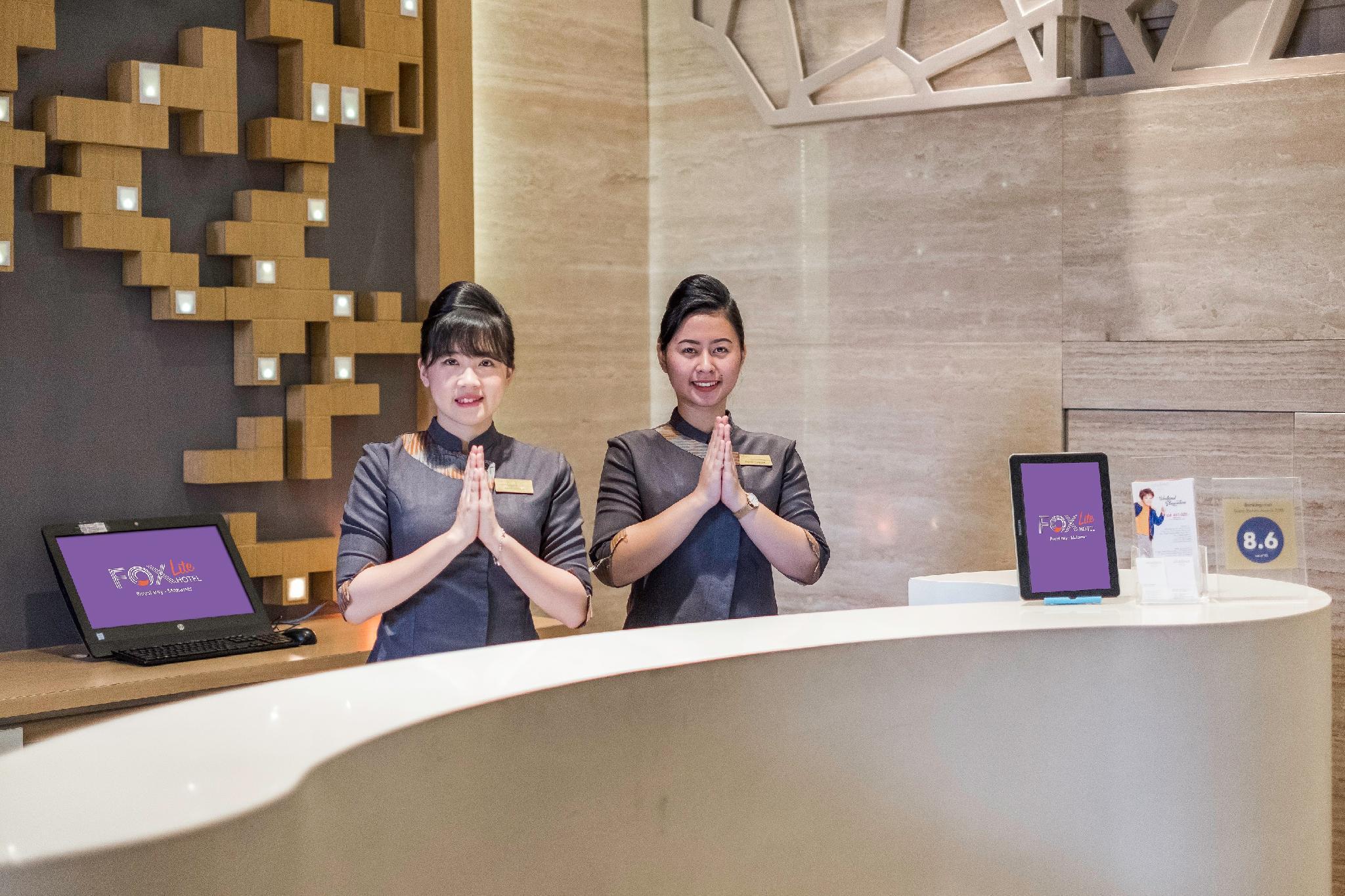 Royal Bay Hotel Makassar Luaran gambar