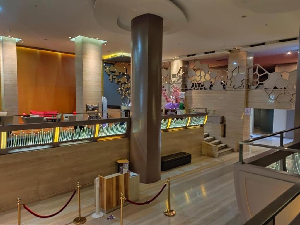 Royal Bay Hotel Makassar Luaran gambar