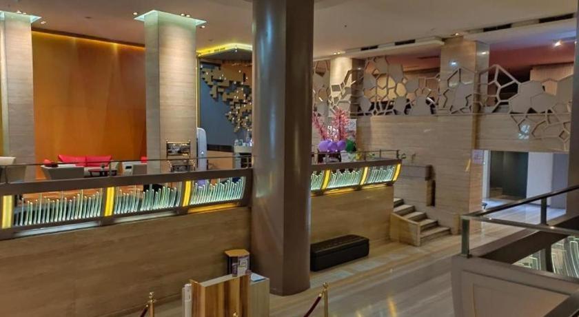 Royal Bay Hotel Makassar Luaran gambar